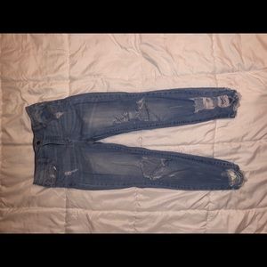 Ripped Cropped Jeans